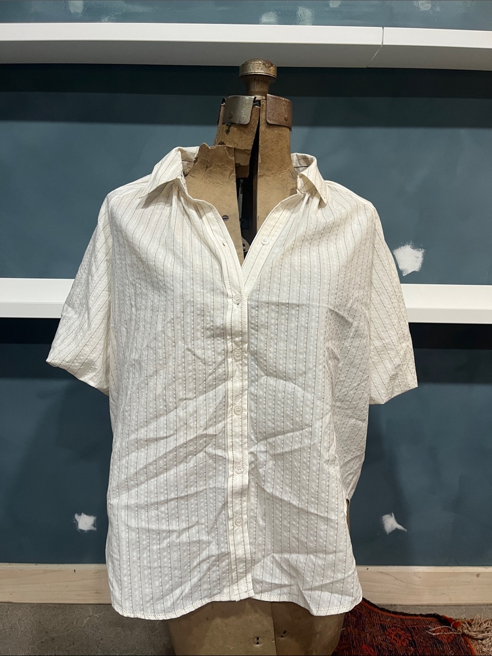 Max Studio Cream Short-Sleeve Button-Down Shirt with Puff Sleeves